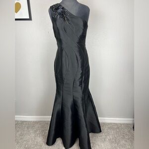 Mermaid One Shoulder Evening Gown
